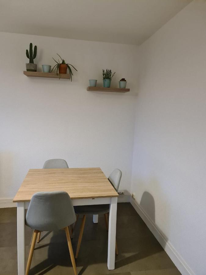 Private Room In A Shared Apartment II Beauvais Exterior foto